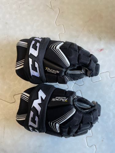 CCM 11"  Tacks 5092 Gloves