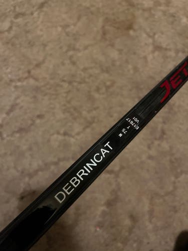 Senior Right Handed Mid Pattern Pro Stock JetSpeed Hockey Stick