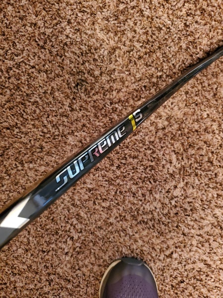 New Senior Bauer Right Handed Supreme 1S Hockey Stick Mid Pattern