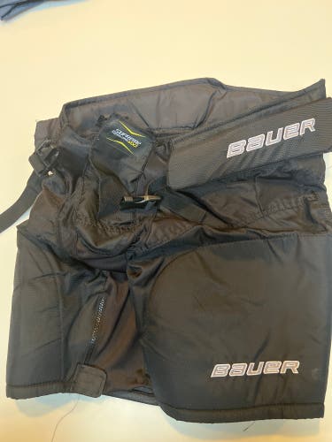 Used Junior Large Bauer Supreme TotalOne MX3 Pant Shell Hockey Pants