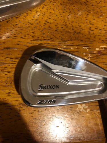 Men's Right Handed Stiff Flex Steel Shaft Z 785 Iron Set