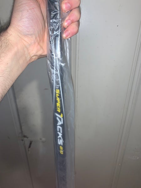 New Right Handed Pro Stock Super Tacks 2.0 Hockey Stick