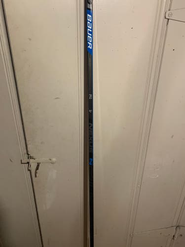 Senior Right Handed Mid Pattern Pro Stock Team Nexus Hockey Stick