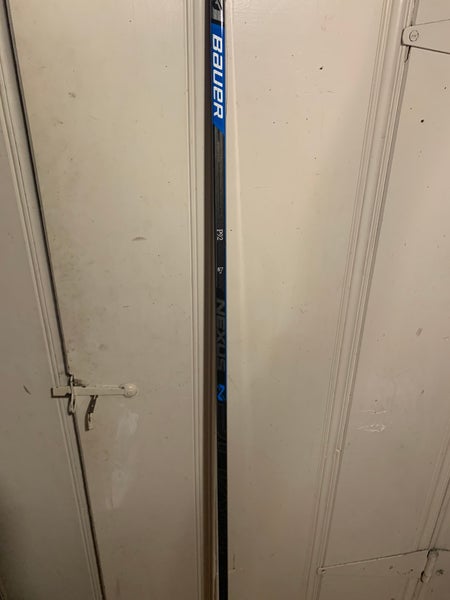 Senior Right Handed Mid Pattern Pro Stock Team Nexus Hockey Stick