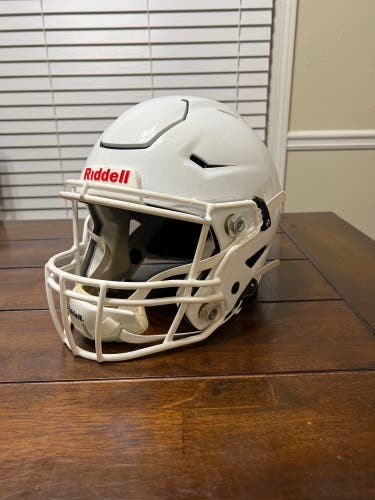 Football Helmet- Riddell SpeedFlex- Medium