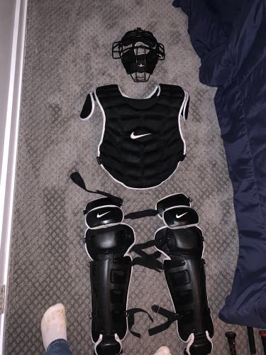 Nike Pro Catcher's Set