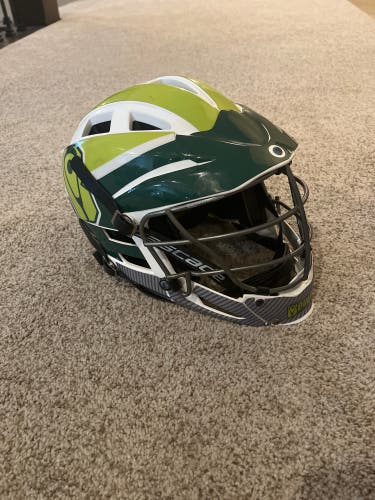 Player's Cascade CS-R Youth Helmet