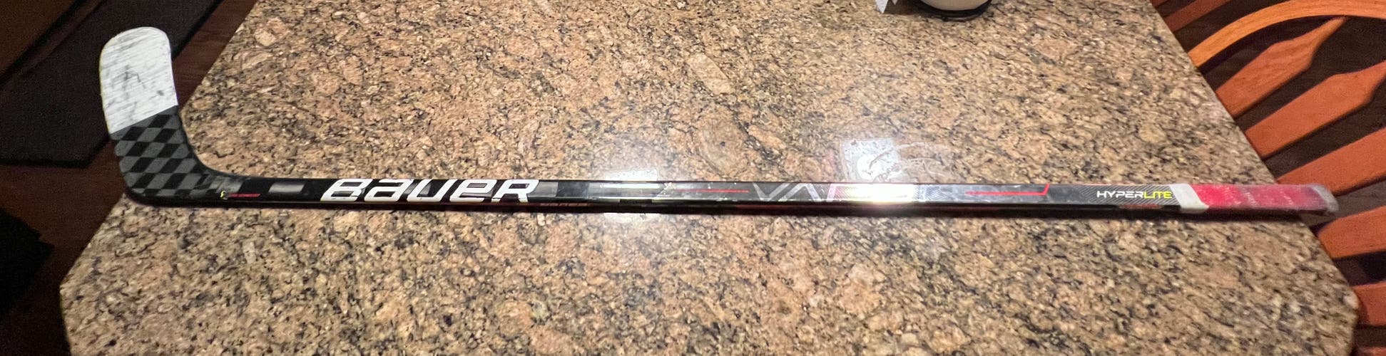 Intermediate Used Right Handed Bauer Vapor Hyperlite Hockey Stick