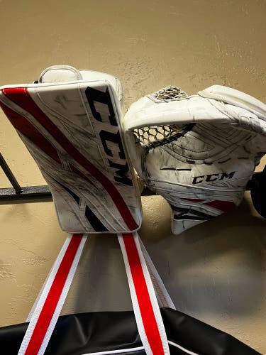 Ccm Eflex 4 Glove And Blocker