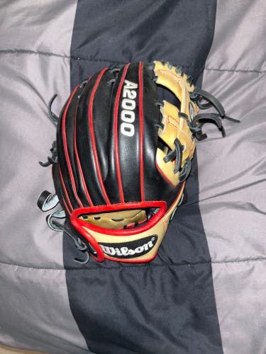 Infield 11.25" A2000 Baseball Glove