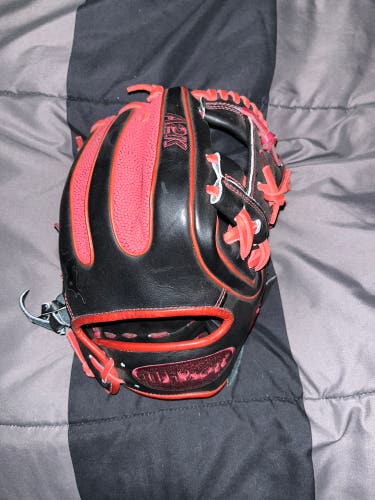 New Infield 11.5" A2K Baseball Glove