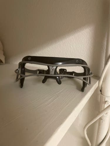 STX 4sight form goggles
