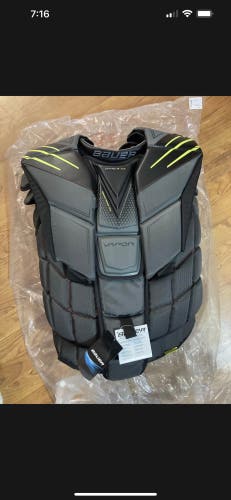 New Bauer Hyperlite Goalie Chest Protector XL