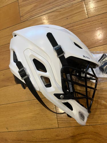 New w/tag.Warrior Burn Helmet. white with black cage. size: small