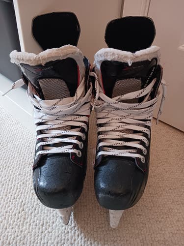 Senior Used Bauer Vapor X500 Hockey Skates Regular Width Size 7