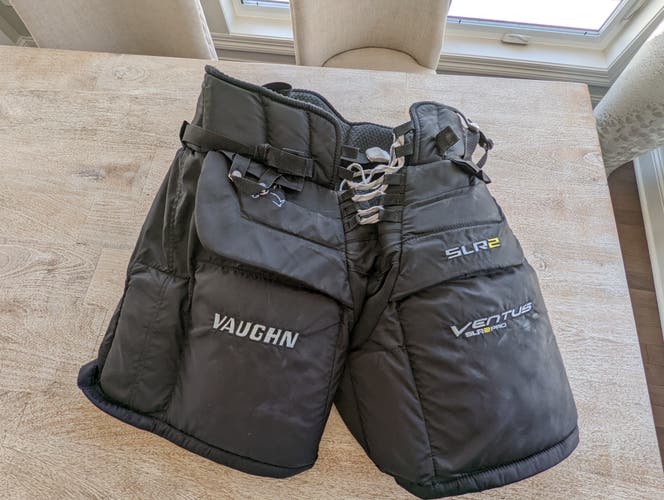 Senior Used Medium Vaughn Ventus SLR2 Pro Hockey Goalie Pants