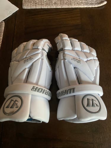 Used Player's Warrior 13" Evo Lacrosse Gloves