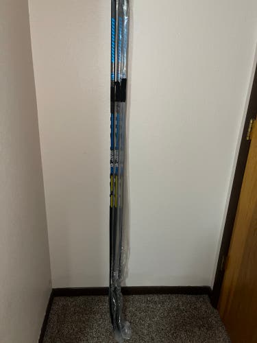 3Pack Senior Right Handed Mid Pattern Pro Stock Covert QR Edge Hockey Sticks