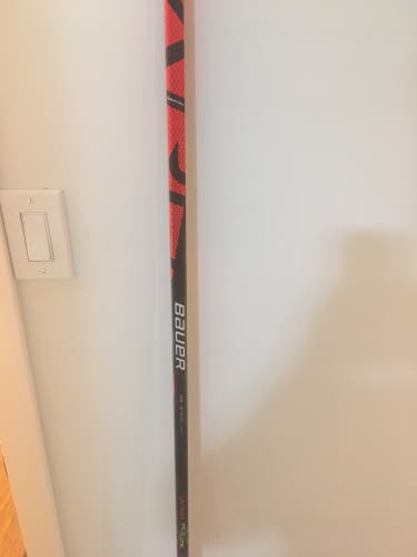 Bauer Vapor Flylite Hockey Stick P92 Left Hand 87 Flex