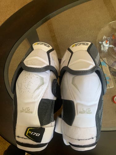 Large Bauer  Supreme S170 Elbow Pads