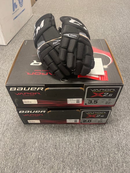 Junior Bauer Regular Width Size 3.5 Vapor X2.6 Hockey Skates