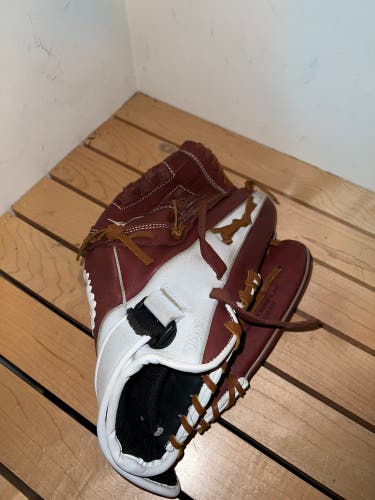 Outfield 12.5" Softball Glove