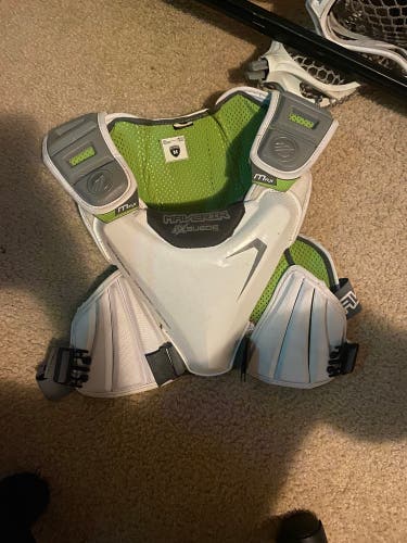 Used Medium Maverik MAX EKG Shoulder Pads