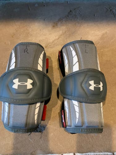 Used Large Under Armour Arm Pads