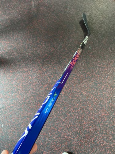 Senior Left Hand Heel Pattern Vapor Hyperlite Hockey Stick