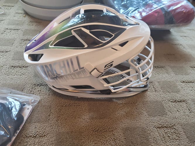 Cascade S Lacrosse Helmet - WHITE only used a few times