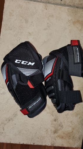 New Medium CCM JetSpeed FT370 Elbow Pads