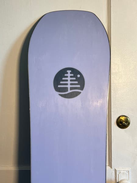 Burton Hometown Hero 156cm | SidelineSwap | Buy and Sell on
