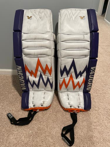 Used 33" Vaughn Velocity V6 Goalie Leg Pads
