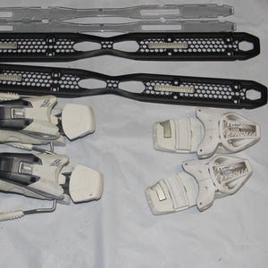 NEW Tyrolia ski bindings adult SLR 9.0 adjustable ski bindings /white new