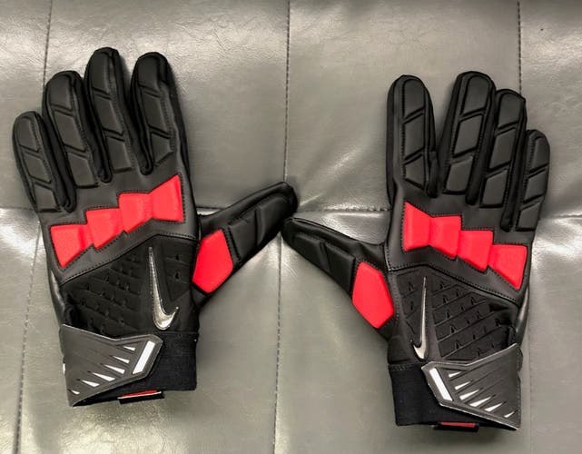 Nike Hyperbeast Lineman Gloves - 4XL