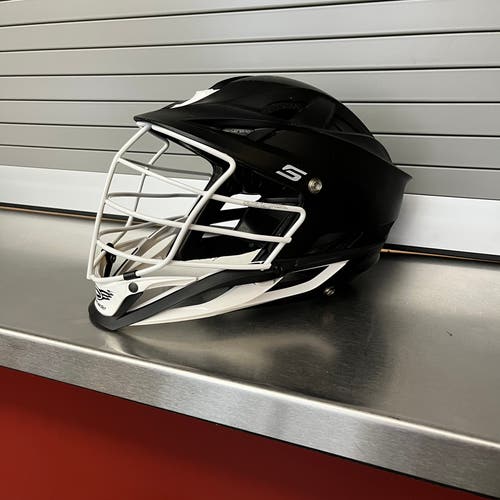Cascade S Lacrosse Helmet Matte Black