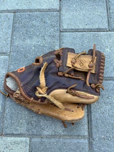 Nokona Infield 10.5" S-100 Baseball Glove