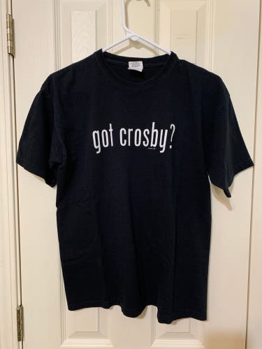 “got crosby?” Graphic t-shirt