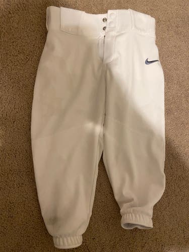 White Used M SHORT Nike Pants