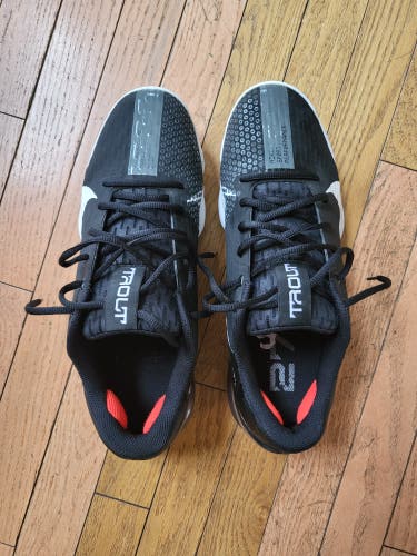 Black like new Adult Men's Size 11 (Women's 12) Metal Nike Force Zoom Trout 7 Pro