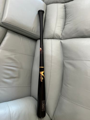 Victus 2021 Wood (-3) 29 oz 32" JC24 pro reserve Bat