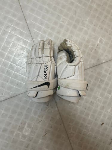 Used Player's Nike 12" Vapor 2 Lacrosse Gloves