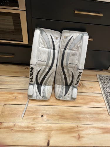 29" + 1.5” Vaughn Velocity V5 Goalie Leg Pads
