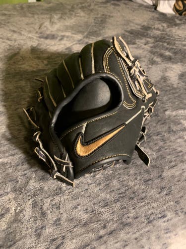 Nike SHA/DO Pro 12”