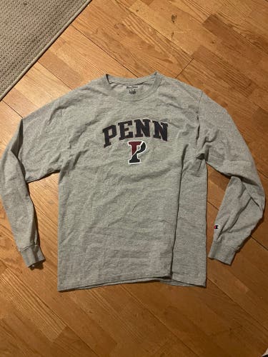 UPenn Large Champion Shirt