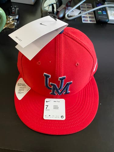Ole miss Nike game hat size 7