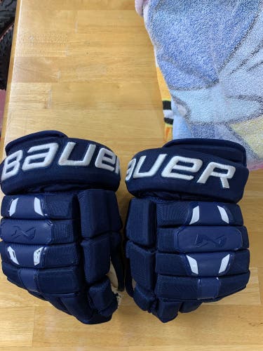 Bauer 2N Hockey Gloves Navy
