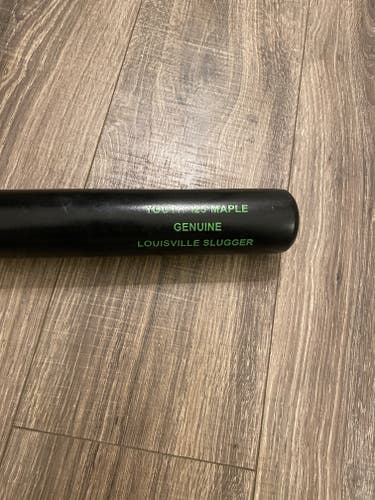 Used 2018 Louisville Slugger Wood 125 Bat (-7) 21 oz 30"