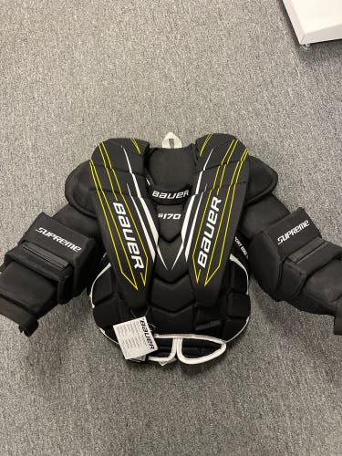 Medium Bauer  Supreme S170 Goalie Chest Protector