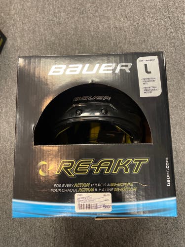 New Large Bauer  Re-Akt Helmet